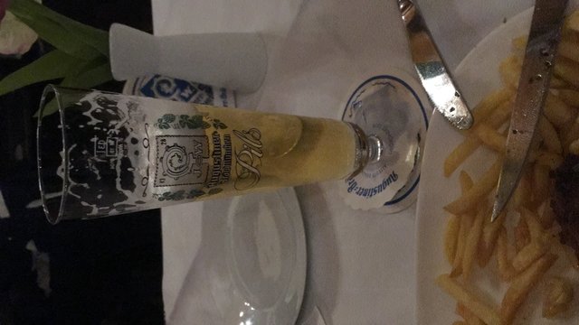 BBECAEFD-5950-413E-B195-B88F5B9479C5.jpeg (1.38 MiB) 9798 mal betrachtet Augustiner Pils