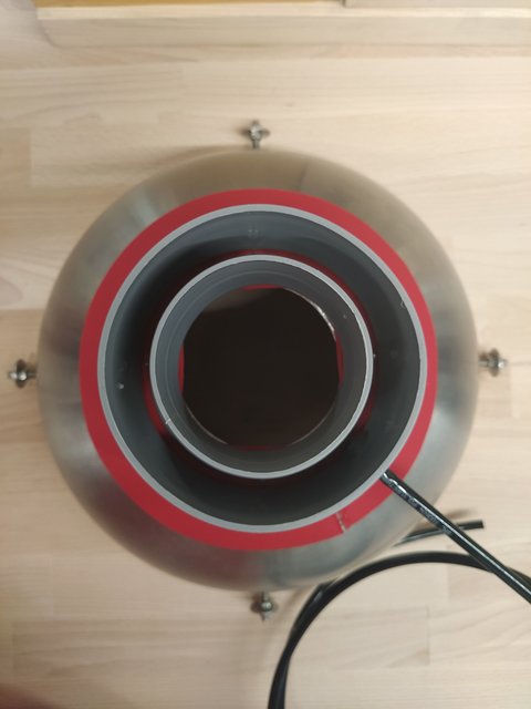 Brüdenhaube-06.jpg (686.31 KiB) 19142 mal betrachtet Draufsicht mit Blick in den Kondensabscheider