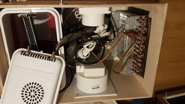 2020-03-22 19.49.26.jpg (2.8 MiB) 10959 mal betrachtet Innenleben