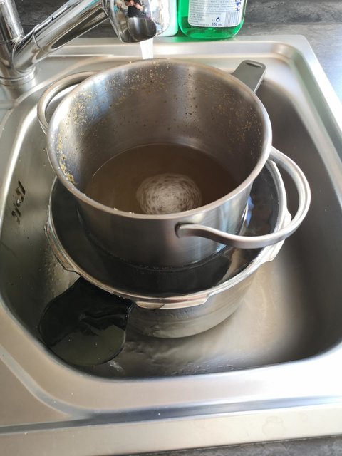 K1600_IMG_20200426_180620.JPG (188.43 KiB) 3244 mal betrachtet kühlen der Starterwürze