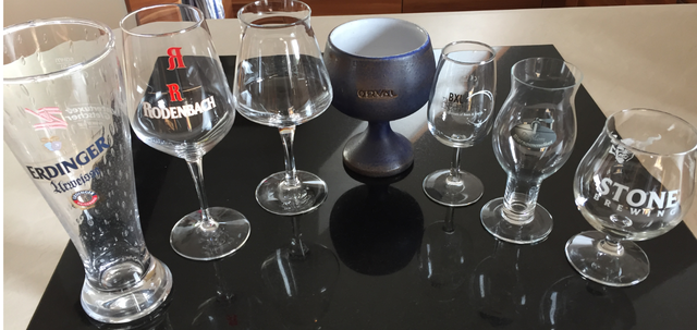 Glaeser.png (1.36 MiB) 10009 mal betrachtet Gläser