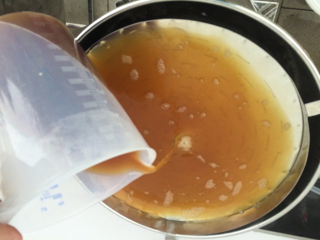 läutern2.JPG (1.43 MiB) 2450 mal betrachtet zurückgießen