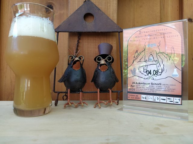 Bierbild Ankerloser-Schorli.jpg (704.88 KiB) 21306 mal betrachtet Mein erster NEIPA Versuch und schon gut gelungen. Beim nächsten mal muss ich aber das Hopfenschema etwas ändern.