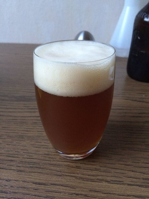 Und so sah es am 1 Mai aus. War etwas sehr spritzig, aber unheimlich lecker. Das stieg auch fix in Kopf. Meine Freunde waren sehr begeistert und möchten gerne mehr von mir haben :-)