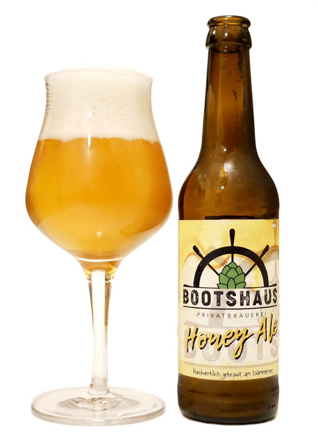 Bootshaus Brauerei - Honey Ale.jpg (581.87 KiB) 9854 mal betrachtet Bild nicht als Werbung so bearbeitet, sondern weil ich immer noch von einem eigenen Verkostungsblog träume.