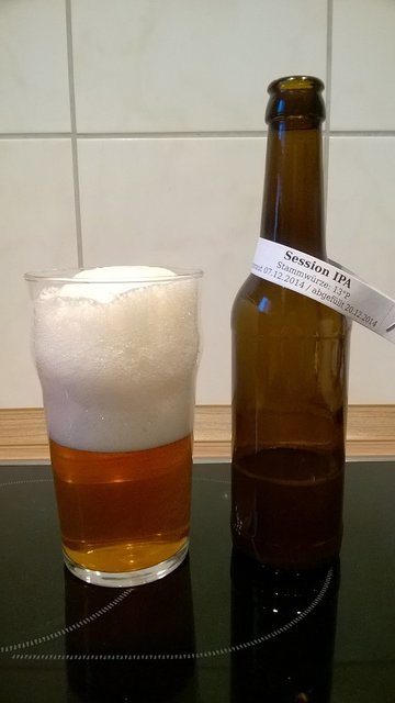 Das Session IPA kurz nach dem Einschenken