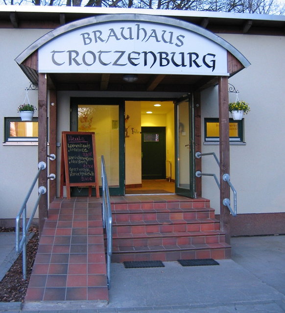 Ostsee Brauhaus Trotzenburg - Mini (3).jpg