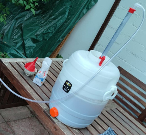 Installation des Bierhebers.