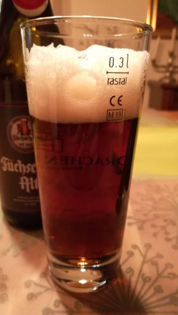 Und dagegen das Füchschen. Klar.