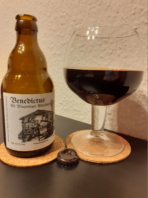 20220715 Benedictus 22 - Belgian Dark Strong Ale.jpg