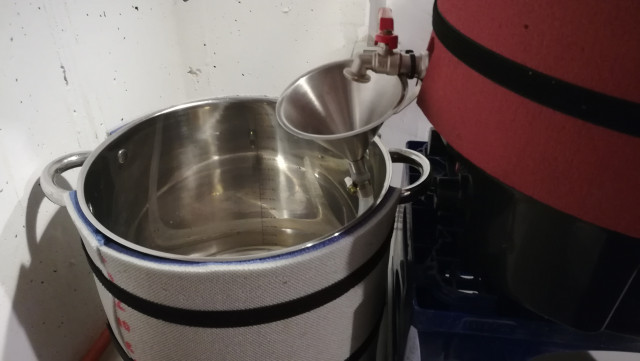 13:00: Abläutern in die Sudpfanne. Gleichzeitig aufheizen