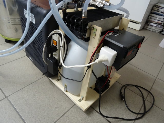 10. Ansicht Rückseite Kühlanlage.JPG
