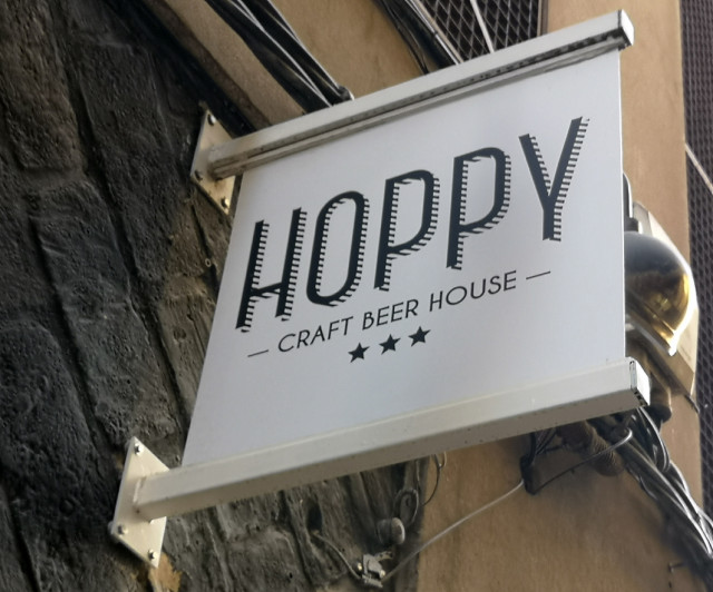 Hoppy – Craft Beer House - Mini (1).jpg