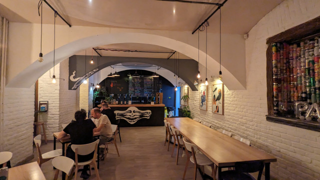 Taproom02.jpg