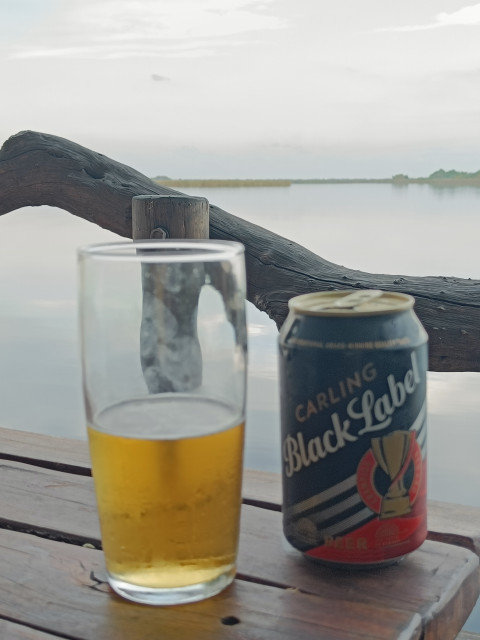 Black Label am Okawango-Delta, einfach lecker