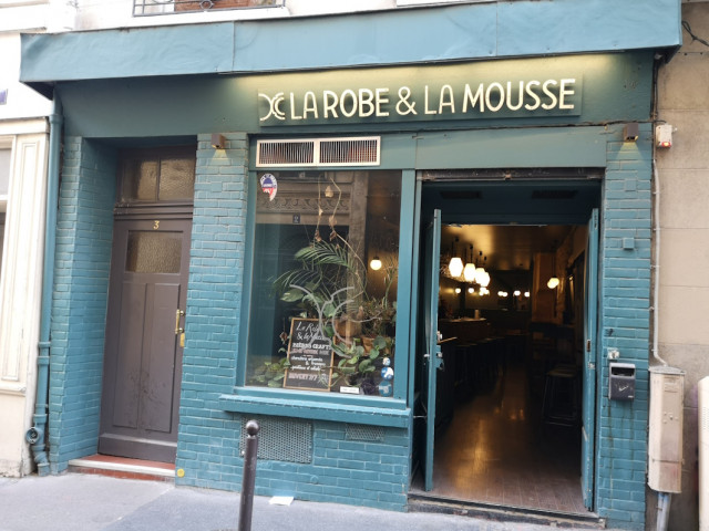 La Robe et La Mousse - Mini (1).jpg