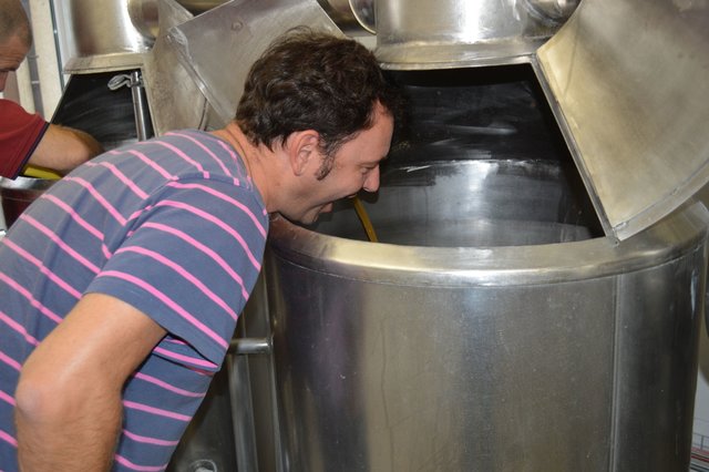 DSC_0029.jpg (613.96 KiB) 7977 mal betrachtet ...ein Würzespeier...