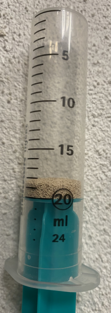 Ein Gramm Trockenhefe in 20 ml Spritzenvolumen